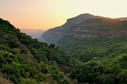 A scenic picture of Khandala with greenery all around, one of the places to visit near Pune in March