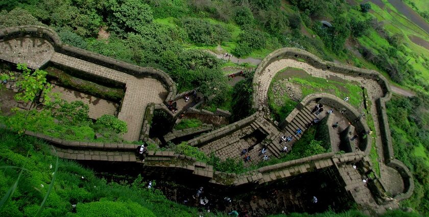 Explore places to visit in Lonavala, the scenic hill station with nature, adventure, and culture