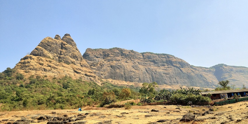 Prabal Machi, a popular destination near Kalavantin fort, with stunning mountain scenery.