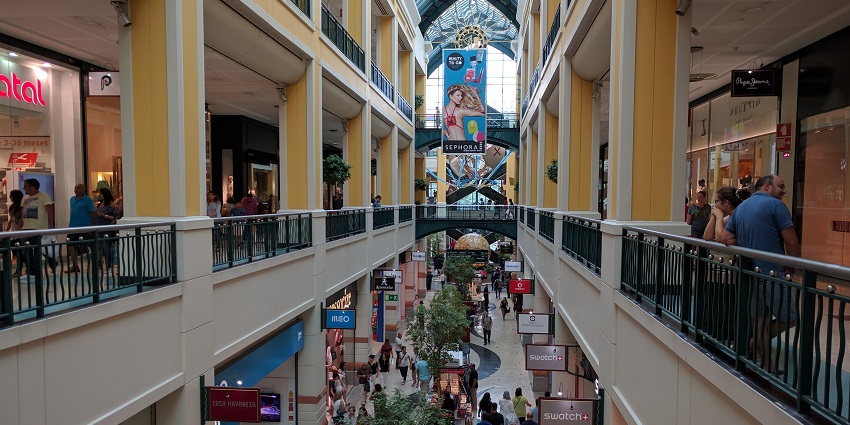 The famous shopping malls in coimbatore offering shopping, entertainment, and dining experiences.