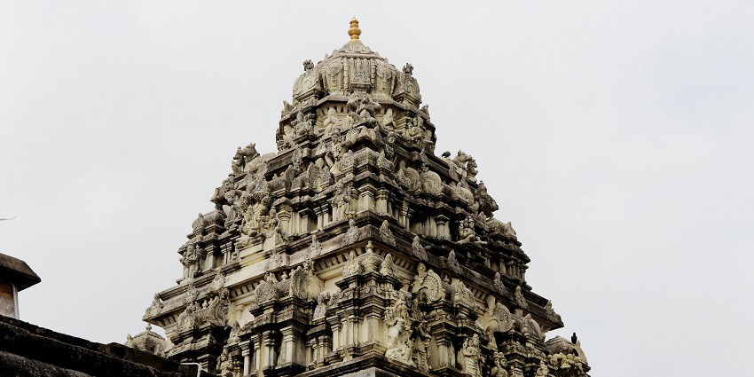 Pugazh Imlai Sri Arupadai Murugan Temple, a holy place dedicated to Lord Murugan.
