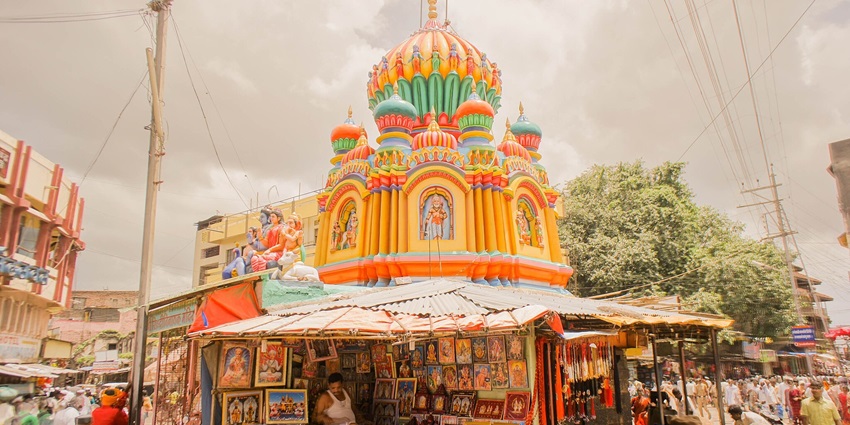 Pundalik Temple, one of the sacred places to visit in Pandharpur honouring Lord Vithoba