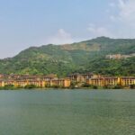 Places to visit near Pune in April offering scenic lakes and breathtaking landscapes.