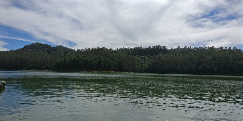 The Pykara Lake, amongst the best places near Nilgiri Biosphere Nature Park for tourists.