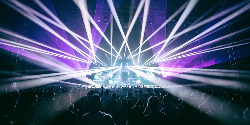 Experience the extraordinary nightlife scene in New Delhi, India with your friends.