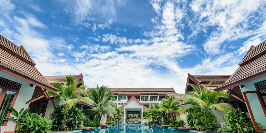 This place is perfect to organise New Year parties in resorts near Mumbai.