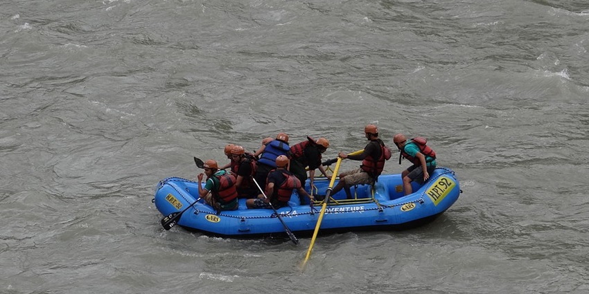 Navigate through exciting rapids through one of the adventurous sports in Kodaikanal.
