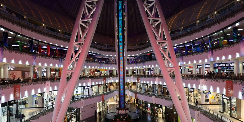 An inside view of the Raghuleela Mall, a famous tourist attraction in Maharashtra.