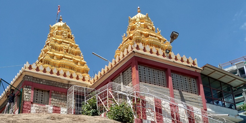 A view of the Ragigudda Anjaneya Temple, one of the top places to visit in Jayanagar.