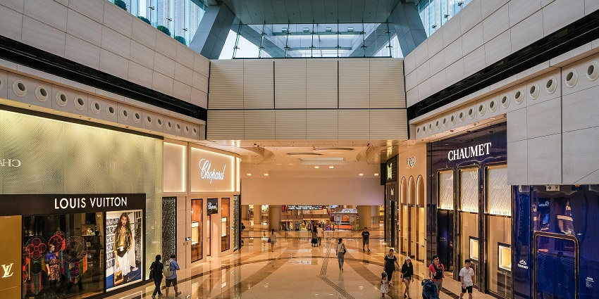 An image of Rahmath Shopping Mall, among the top places to visit in Chengalpattu
