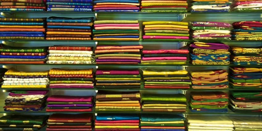 Raigad Bazaar, one of the most famous shopping places in Alibaug in Maharashtra