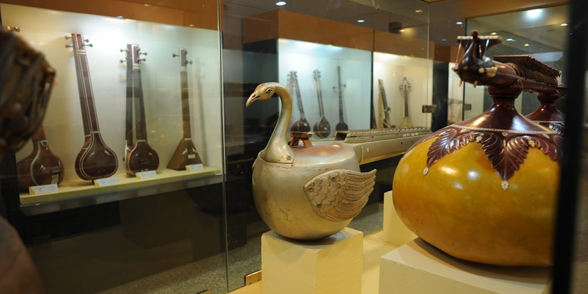 Musical Instruments Gallery at Raja Dinkar Kelkar Art Museum in Pune