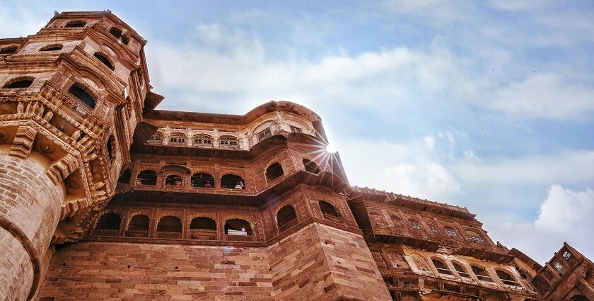 Rajkot Fort is a peaceful tourist attraction in Maharashtra that was built in the 17th century