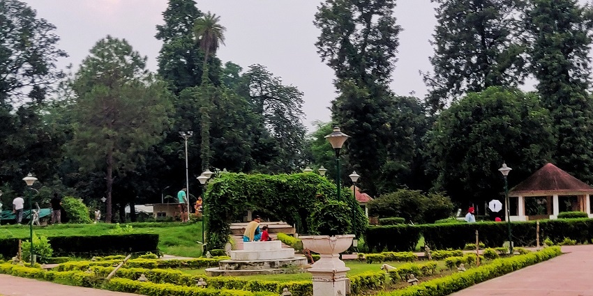 Visit the Rakh Bagh Park, one of the scenic attractions near Ludhiana Fort when exploring here