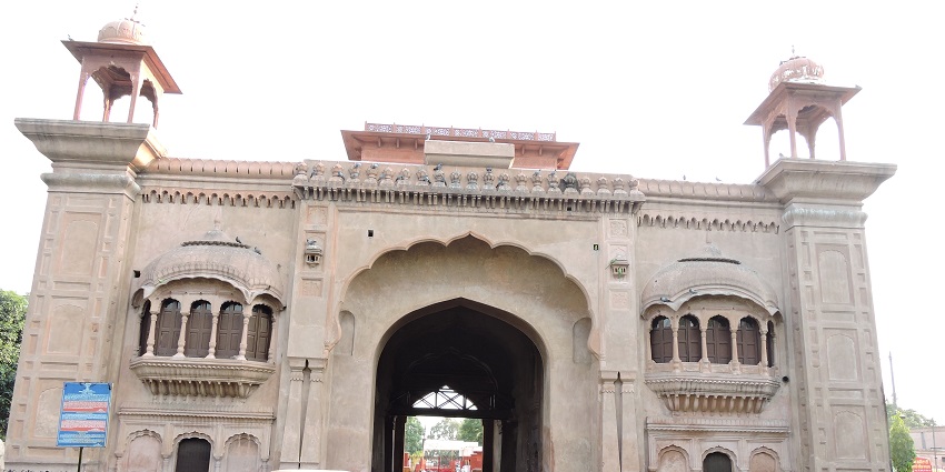 Ram Bagh in Amritsar is one of the most breathtaking tourist attractions for travellers.