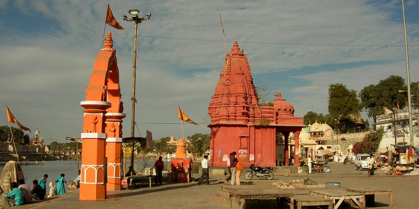 Sunset view over Ram Ghat on the Kshipra River in Ujjain.