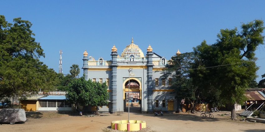 Front view of the Ramanathapuram Palace - One of the best places to visit in Ramanathapuram