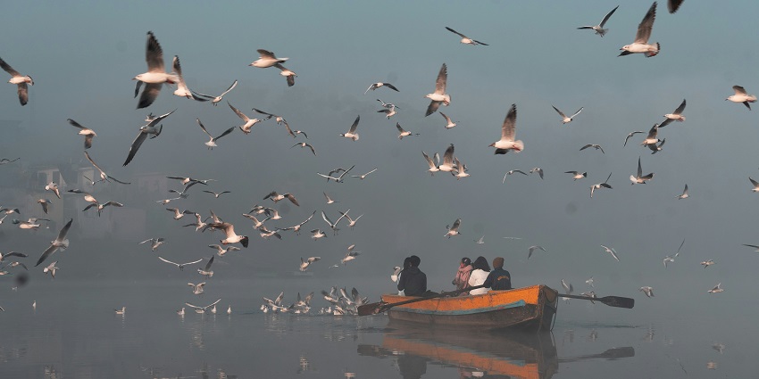The scenic Ramkund Ghat, one of the famous places to visit in Nashik with family.