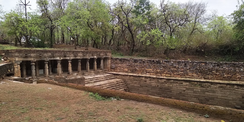 An image of the ancient ruins of Ramtek Temple, embodying a haunting folklore.