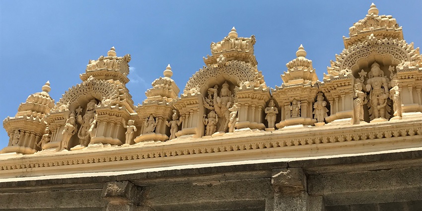 Ranganatha Swamy Temple architecture and surroundings – places to visit near Chikkaballapur.