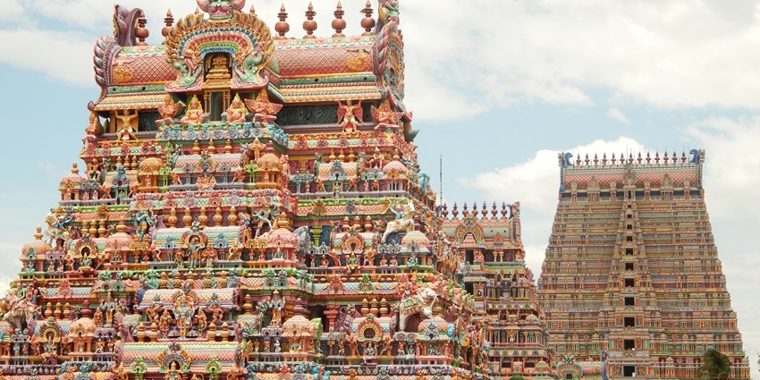 A mesmerising view of the Ranganathaswamy Temple, a spiritual attraction in Karnataka.