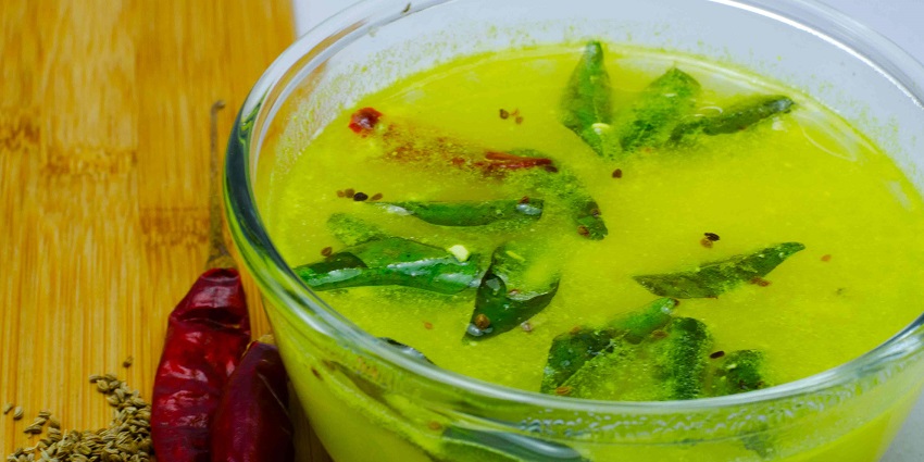 Spicy, tangy South Indian soup flavoured with tamarind and spices.