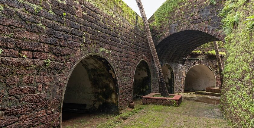 Image of holding cells that tell tales of a time gone by at the Reis Magos Fort