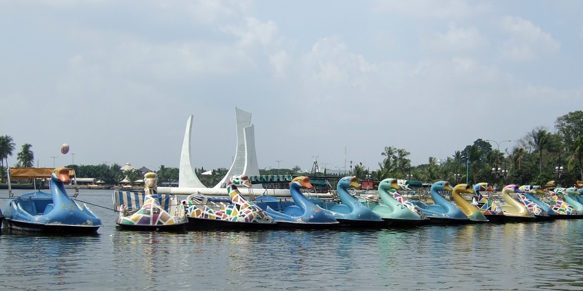 The toll gate for the Theme Park at Ancol Dreamland in Jakarta, Indonesia