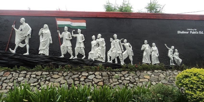Mahatma Gandhi Park feature lush greenery, peaceful surroundings, and recreational activities