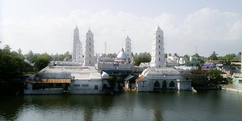 An image of Nagore Dargah Kalifa with its intricate architectural details in Nagore.