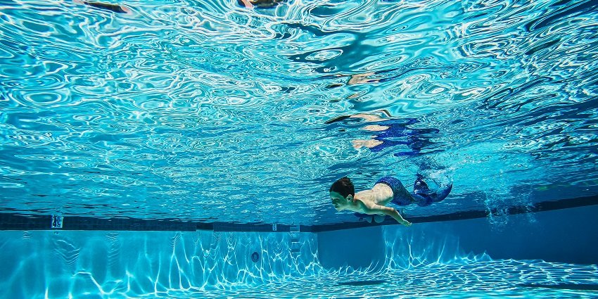 Relax in the Wave Pool after having thrilling rides and adrenaline-pumping adventures.