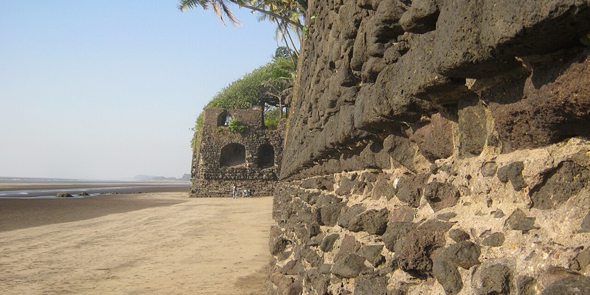 Revdanda Fort is an example of the ancient Portuguese architecture along the beach.