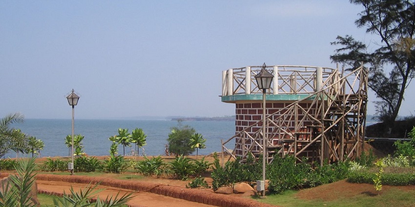 Rock Garden is a popular destination near Rajkot Fort adorned with flowers and stones