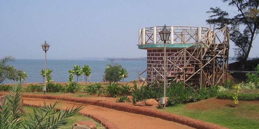 This is one of the most beautiful Places to Visit in Malvan Tour for every traveller.