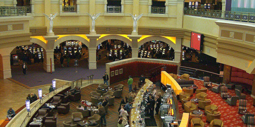 luxury and culture at Royal Casino, a top choice among casinos in Goa