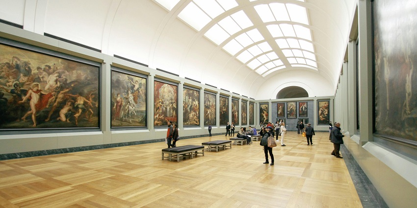 Showcasing artefacts, this museum is a great spot to dig into local history and culture.