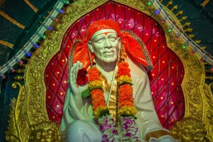 Shirdi Sai Darshan Temple is one of the best Sai Baba temples in Mumbai for all.