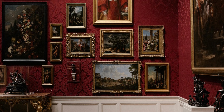 Sakshi Gallery is one of the best art galleries in Mumbai.