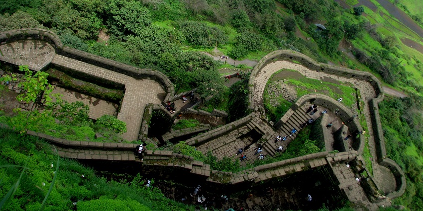 An aerial view of the Salher Fort, a famous tourist attraction near Salota Fort.