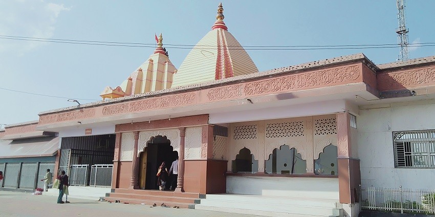 Vindhyavasini Vijayasana Mata Temple in Salkanpur, a significant spiritual site near Bhopal.