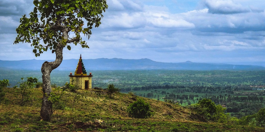 A glimpse of the Sangameshwar temple, which is an ancient and historical temple.
