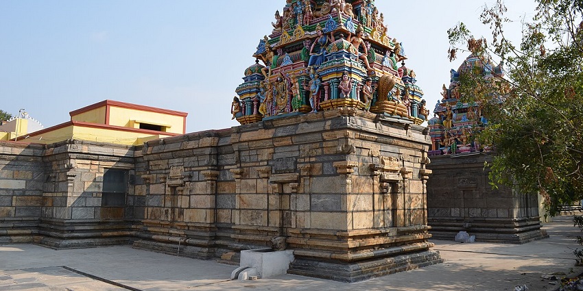 Experience divine serenity at Sangameswarar Temple, where three rivers meet