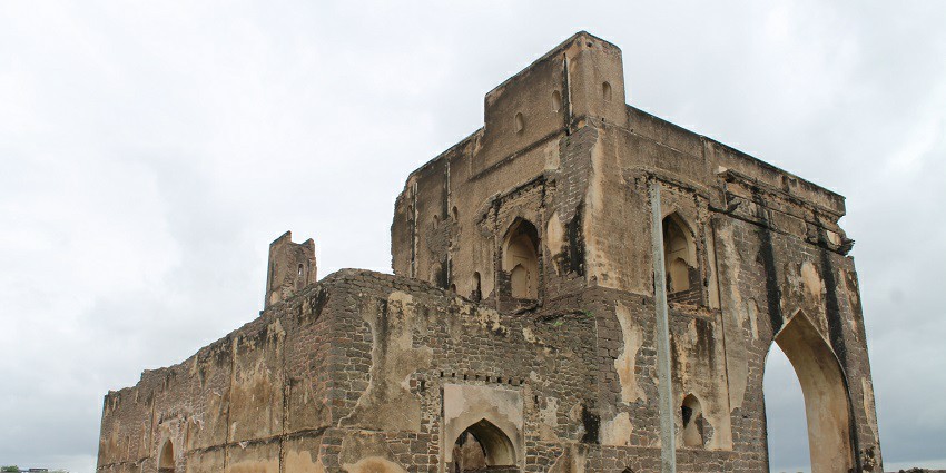 The Sangeet Mahal in Thanjavur is among the top tourist attractions near Brihadeeswarar Temple.