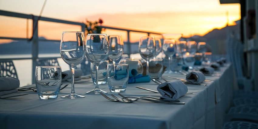 The best new year party in resorts near Mumbai followed by dinner and drinks.