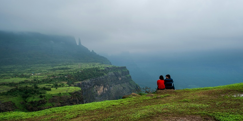 Artificial Reservoir like Saptatirtha Pushkarni, best place near Harishchandra Fort.