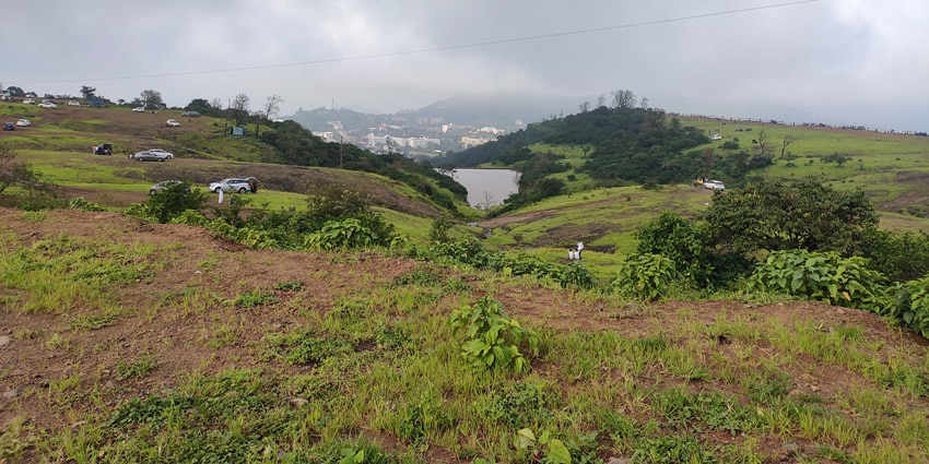 A mesmerising view of the lush green hills and valleys in the Saputara region near Mumbai