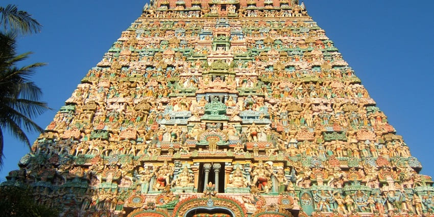 the intricate carvings and craftsmanship in Sarangapani Temple, Kumbakonam.