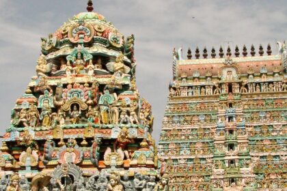 Sarangapani Temple stands tall in the heart of Kumbakonam.