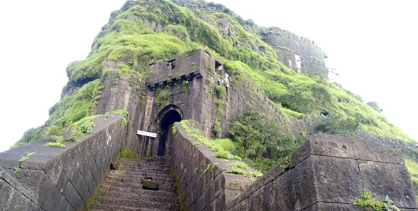 Scenic view of Fort showcasing its majestic architecture and surrounding landscapes