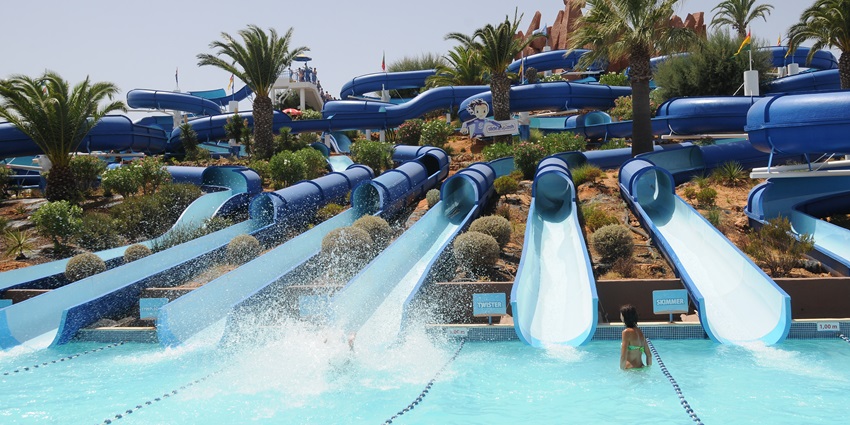 Water slide in Sargam Water Park for a family-friendly summer fun